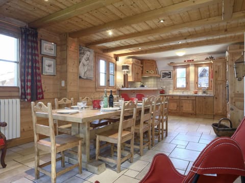 Chalet Courchevel, 6 pièces, 10 personnes - FR-1-631-147 Chalet in Saint-Bon-Tarentaise