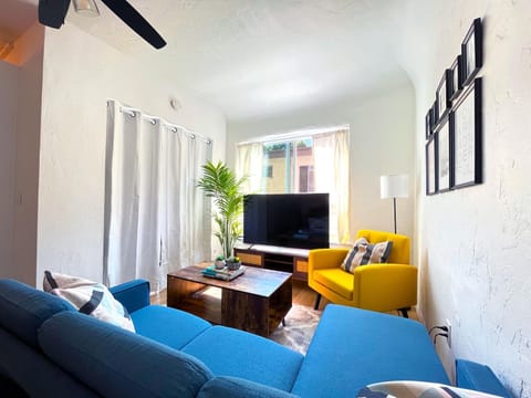 Heart of Hollywood Apartment - 2Bed 2Bath Condominio in Hollywood