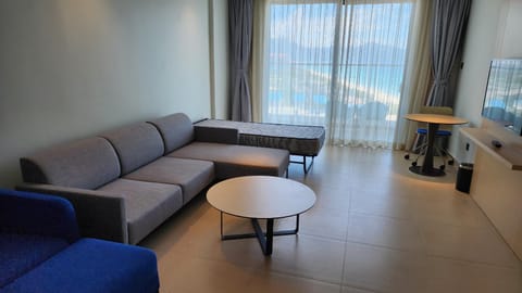 Arena Cam Ranh seaview resort near the Airport Condo in Khanh Hoa Province