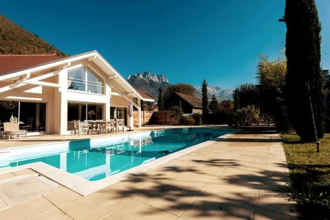 Property building, Natural landscape, Mountain view