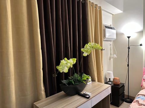 One Regis Bacolod- Upper East Studio Room Condo in Bacolod