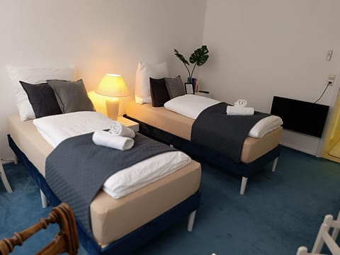 Ruhiges Zimmer in guter Lage in Aalen/Unterkochen Vacation rental in Aalen