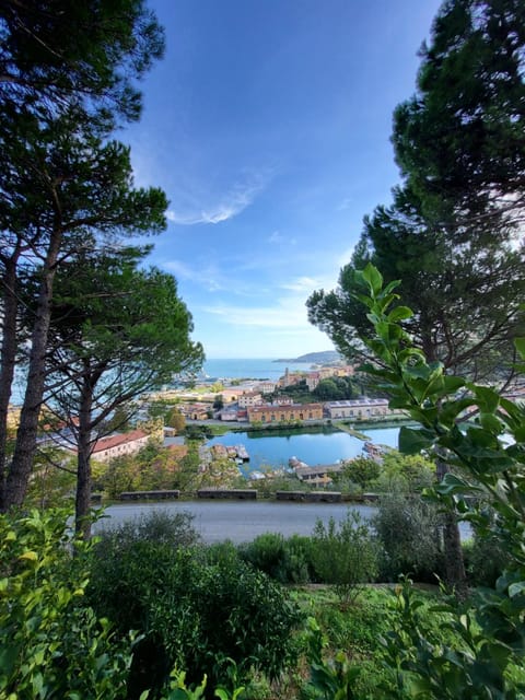 Day, Natural landscape, Mountain view, Sea view