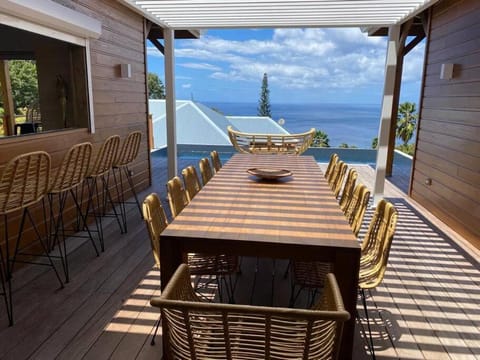 Grandes villas luxueuses 4 étoiles face à la réserve Cousteau & ses tortues Villa in Bouillante