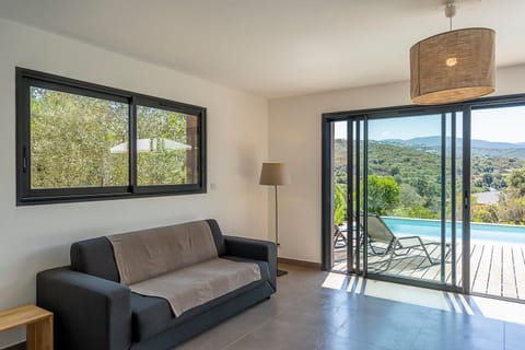 Bedroom, Pool view