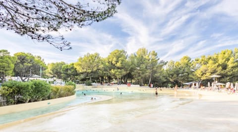 Beach, Lake view