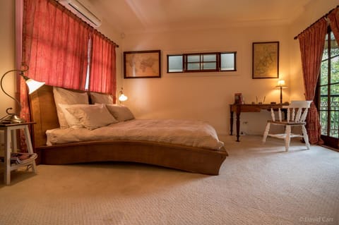 Grove Manor Bed and Breakfast in Brisbane