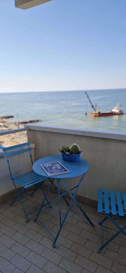 LAMAR SUITES Seafront Apartments Condo in Misano Adriatico