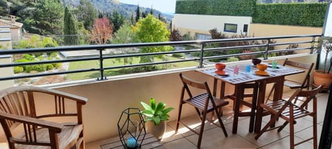 Patio, Balcony/Terrace, Seating area