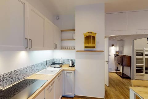 Kitchen or kitchenette, dishwasher, minibar, pet friendly, stove, toaster