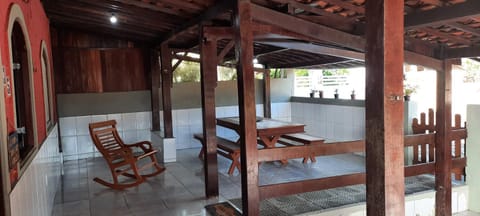 Seating area, Dining area