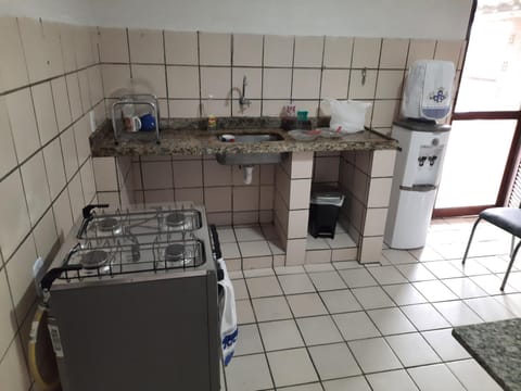 Kitchen or kitchenette, Swimming pool, minibar, pet friendly, stove