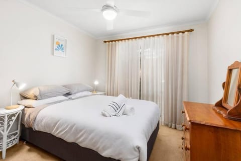Powell St- Home away from home 250m to shops Casa in Ocean Grove