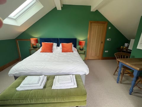Stunning 1-Bed in Bruton Somerset stunning views House in Bruton