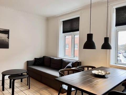 Two Bedroom Apartment In Copenhagen, Rantzausgade 32, Appartement in Frederiksberg