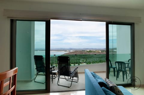 Spacious Apartment with Private Balcony & Ocean View - Brujas Apartment in Mazatlan
