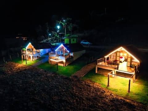 CABAÑAS EL PARAISO PESCADERITO Campground/ 
RV Resort in Santander, Colombia