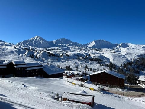 Natural landscape, Skiing, Mountain view