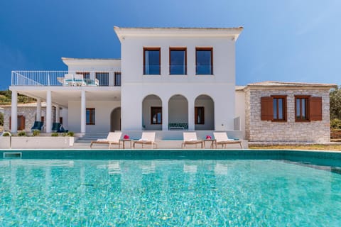 Sunshine Pool Villa near the Sea Chalet in Skopelos