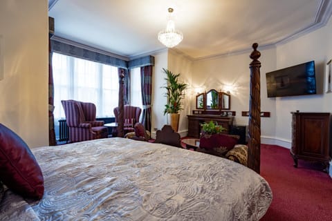 Weetwood Hall Estate Hotel in Leeds
