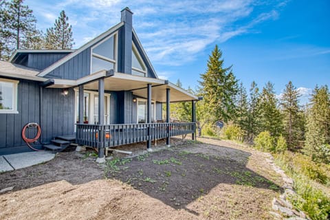 Tanglewood Retreat House in Kootenai County