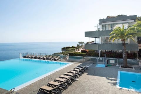 Vue mer incroyable aux portes de Monaco Apartment in Cap-d'Ail