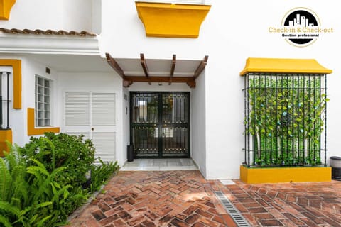 Apartamento La Chalana Marbella Apartment in Marbella