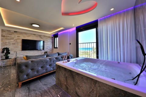 Hot Tub, View (from property/room), Living room, Sea view