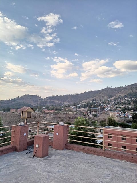 Nearby landmark, View (from property/room), Balcony/Terrace, City view, Landmark view, Mountain view