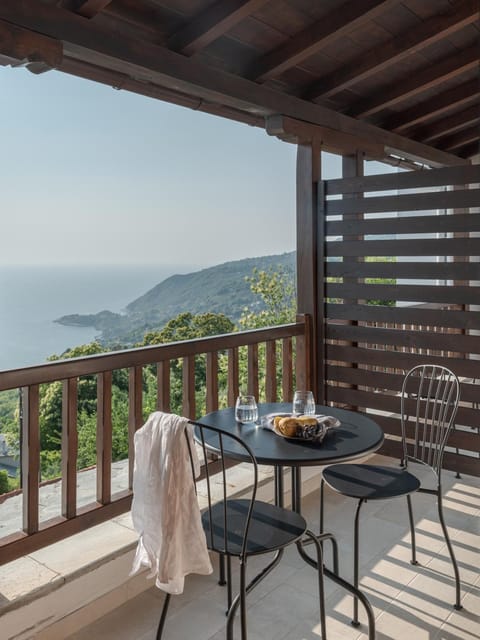 Patio, Day, Natural landscape, View (from property/room), View (from property/room), Balcony/Terrace, Food and drinks, Seating area, Dining area, Food, Landmark view, Landmark view, Mountain view, Mountain view, Sea view, Sea view, Inner courtyard view