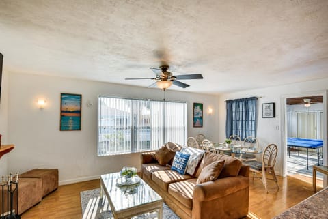 Bright Ormond Beach Vacation Rental Walk to Beach Haus in Ormond By The Sea