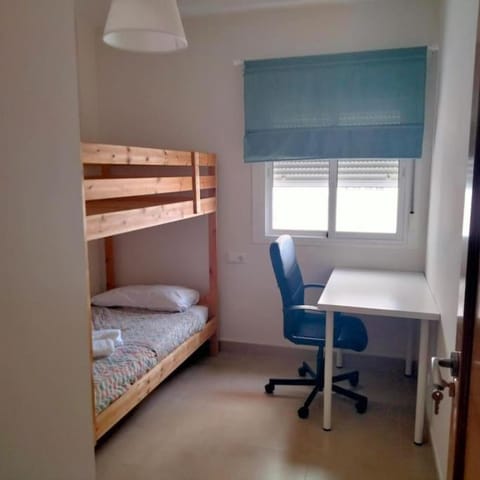 Bed, Photo of the whole room, Bedroom, bunk bed