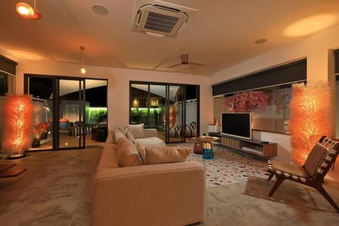New 4 bedroom villa in Rawai House in Rawai
