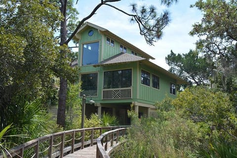 46 Davis Love Cottage House in Fripp Island