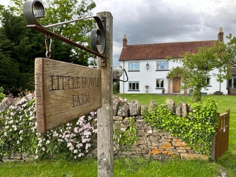 Rivington Barn House in Forest of Dean