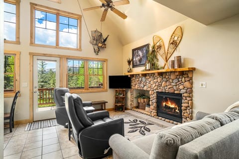 Living room, fireplace