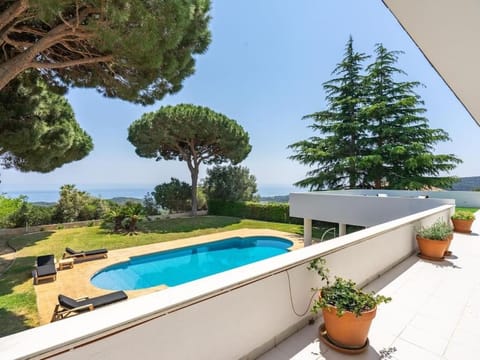 Balcony/Terrace, Garden view, Pool view, Sea view, Swimming pool