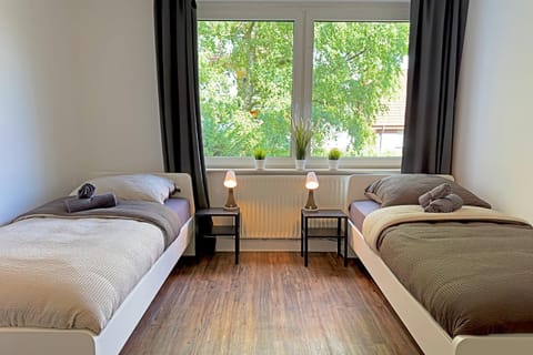 Work & Stay Apartment with Balcony Condo in Osnabrück
