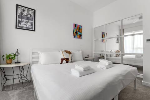 GuestReady - A modern gem in Acton Apartment in London Borough of Ealing