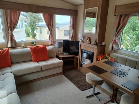 Swanage Coastal Park Hideaway Campground/ 
RV Resort in Swanage