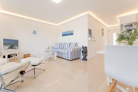 Haus Dieksee Holm Seeromantik Apartment in Eutin