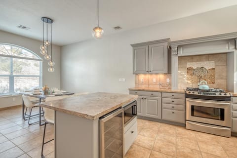 Desert Trails - Pickle Ball Court Bright Kitchen! Condo in Grand Junction