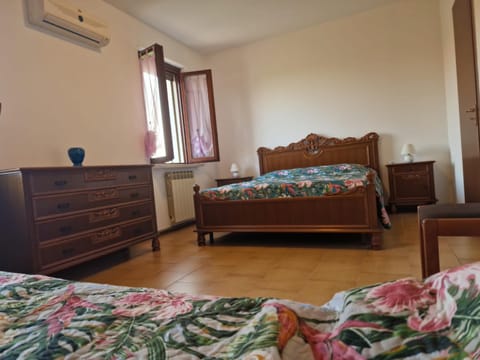 Omary Apartment in Colà