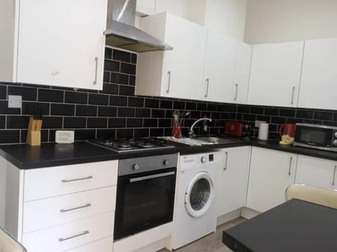 Double-bed (H2) close to Burnley city centre Bed and Breakfast in Burnley