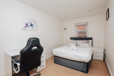 Henley town centre with parking Apartment in Henley-on-Thames