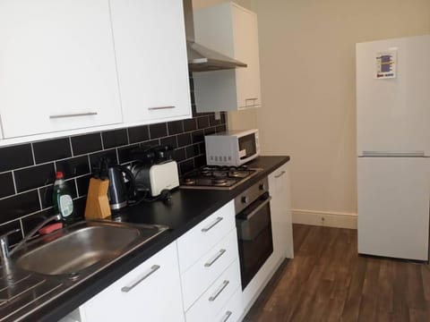 Double bed (R1) close to Burnley city centre Bed and Breakfast in Burnley