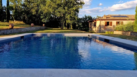 Property building, Day, Garden, Garden view, Pool view, Swimming pool, Swimming pool