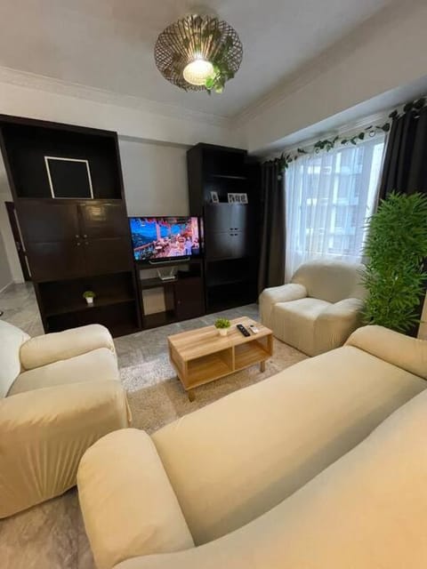 Stylish and Cozy 3BR in the Heart of BGC Copropriété in Makati