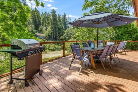 Lazy River Lodge - Hot Tub On the River Kayaks Casa in Russian River