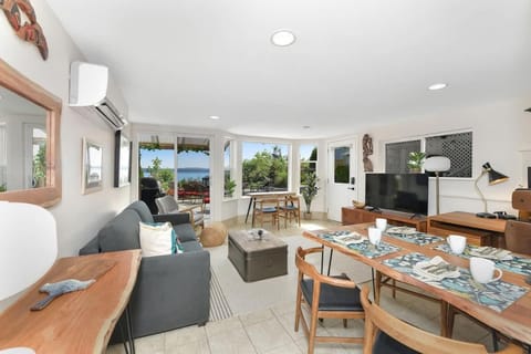 Gulf Island View Suite Apartment in Chemainus